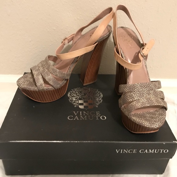 Vince Camuto VC-Miner Stacked Heel S8 - Picture 5 of 8